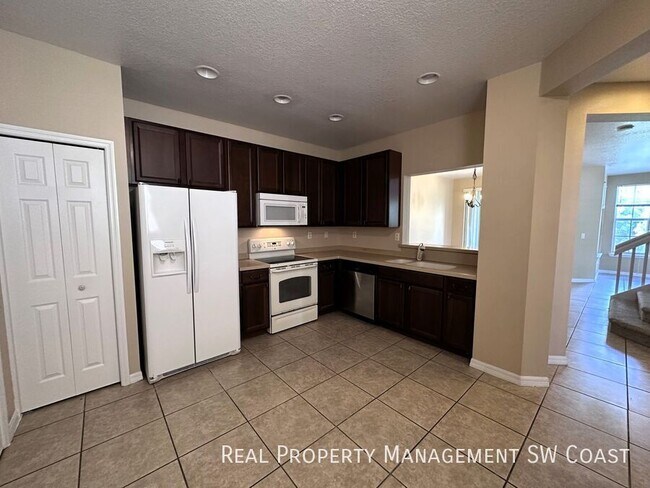 Foto del edificio - 4062 Cherrybrook Loop
