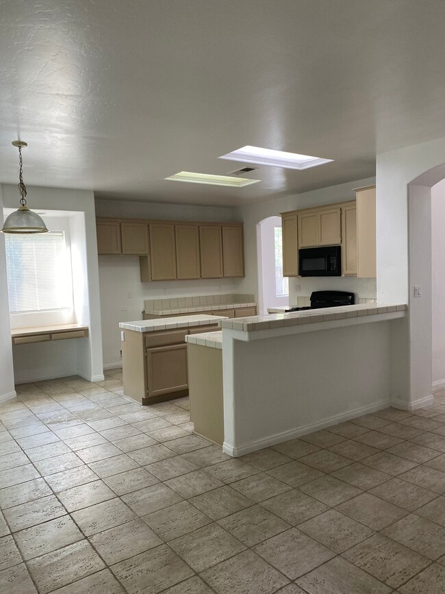 Foto del edificio - 6209 Indian Peaks Ave