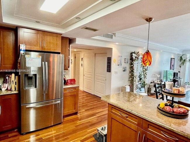 Building Photo - 19390 Collins Ave