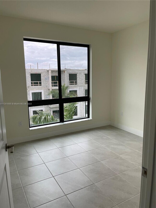 Building Photo - 8265 NW 41st St