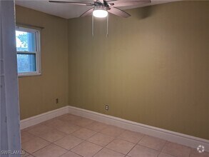 Building Photo - 13914 Nassau St