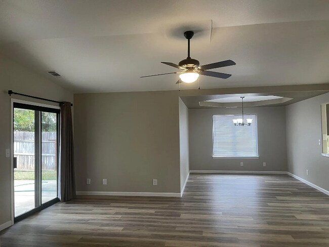 Building Photo - 5224 Mica Ct