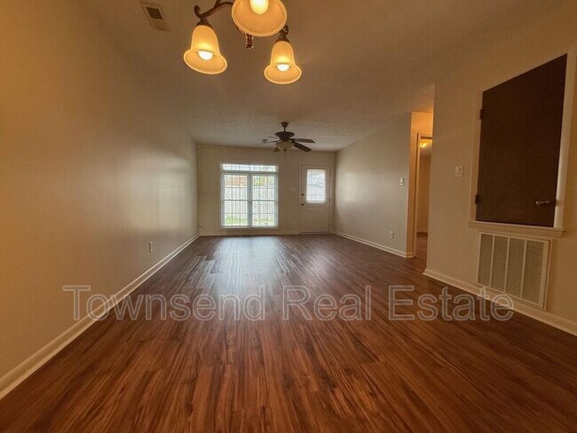 Foto del edificio - 2752 Helaman Ct