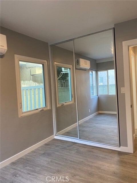 Building Photo - 2059 San Anseline Ave