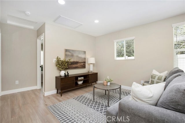 Foto del edificio - 708 E Elm St