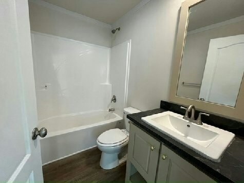 Foto del edificio - 211 Devonshire Dr