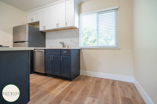 Foto del edificio - 513 Pierce Rd