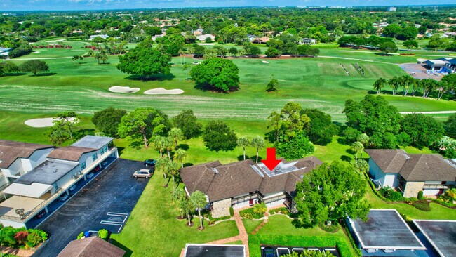 Foto del edificio - 620 Greensward Ln