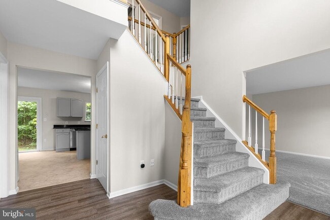 Building Photo - 10004 Field Stone Ct
