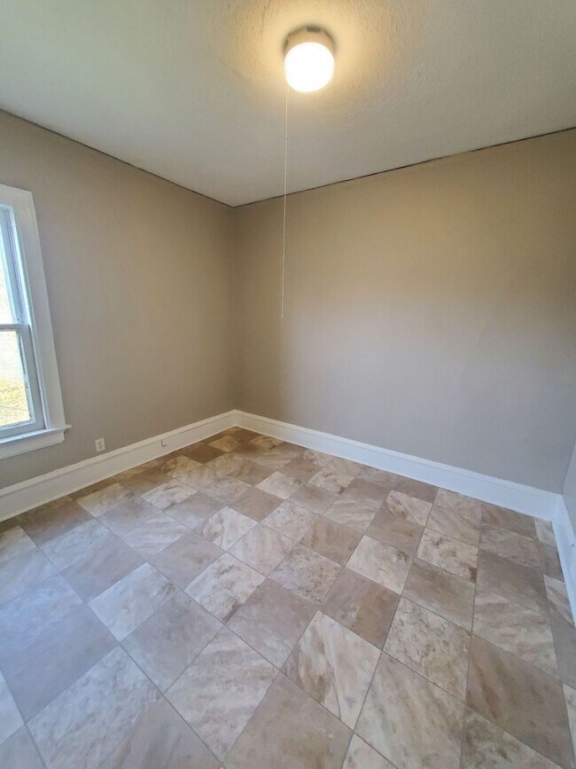 Building Photo - 2845-2847 N 18th St. (Duplex)