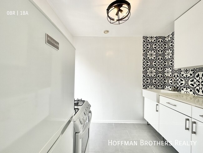 Foto del edificio - 13119 1/2 Venice Blvd-