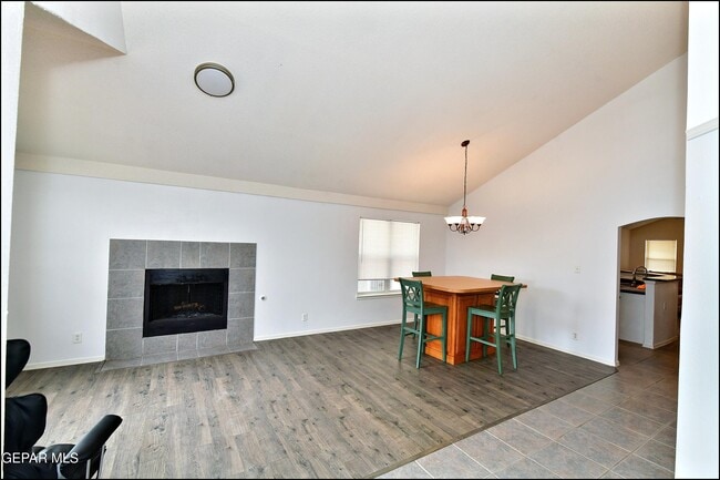 Foto del edificio - 10937 Northview Dr