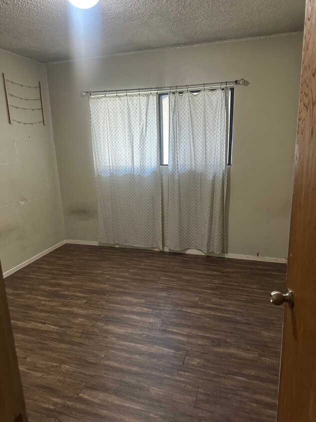 Foto del edificio - 14628 Cortina Dr