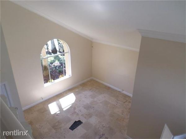 Building Photo - 18161 NW 16th St