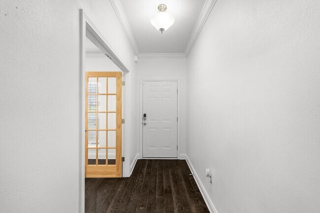 Foto del edificio - 282 Whispering Lake Dr