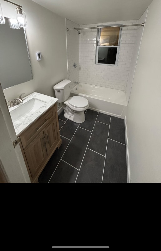 Photo - 33-33 Graves Ave Apartment