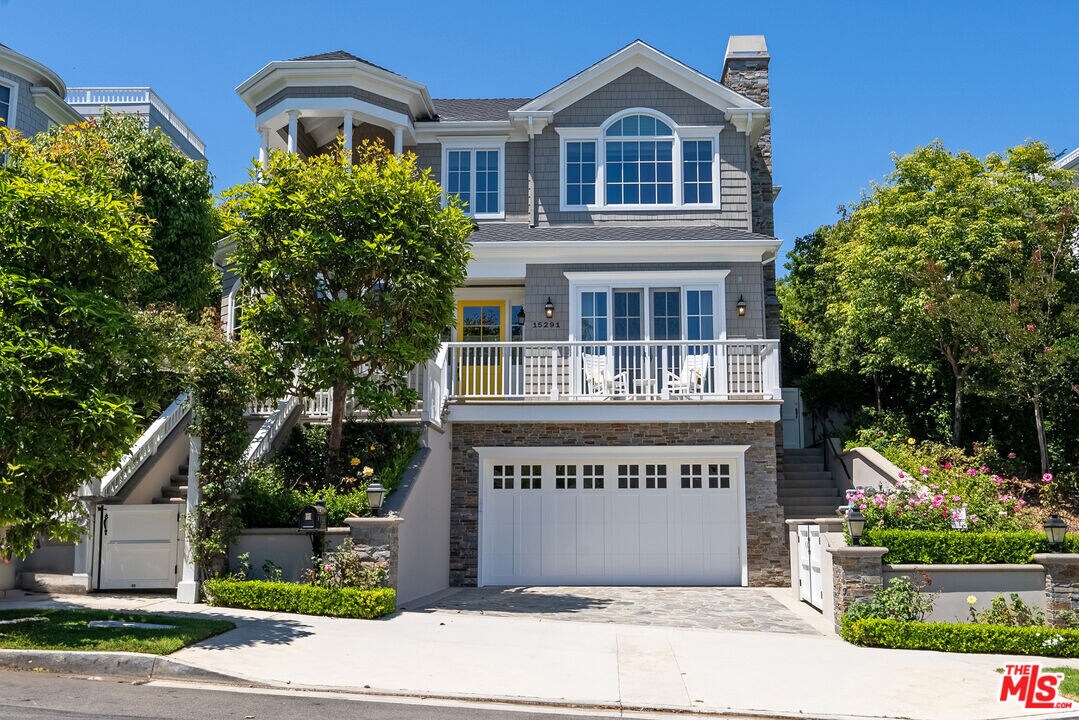 Foto principal - 15291 Bestor Blvd