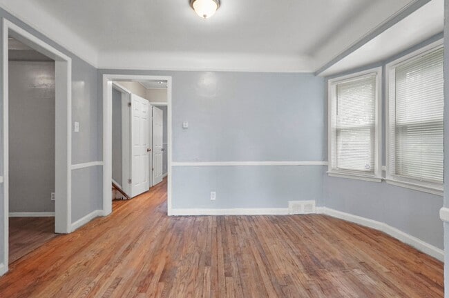 Building Photo - 19356 Westmoreland- 3 BED & 1.5 BATH FOR RENT