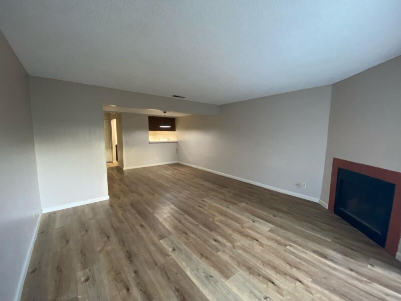Primary Photo - 4875 N Backer Ave