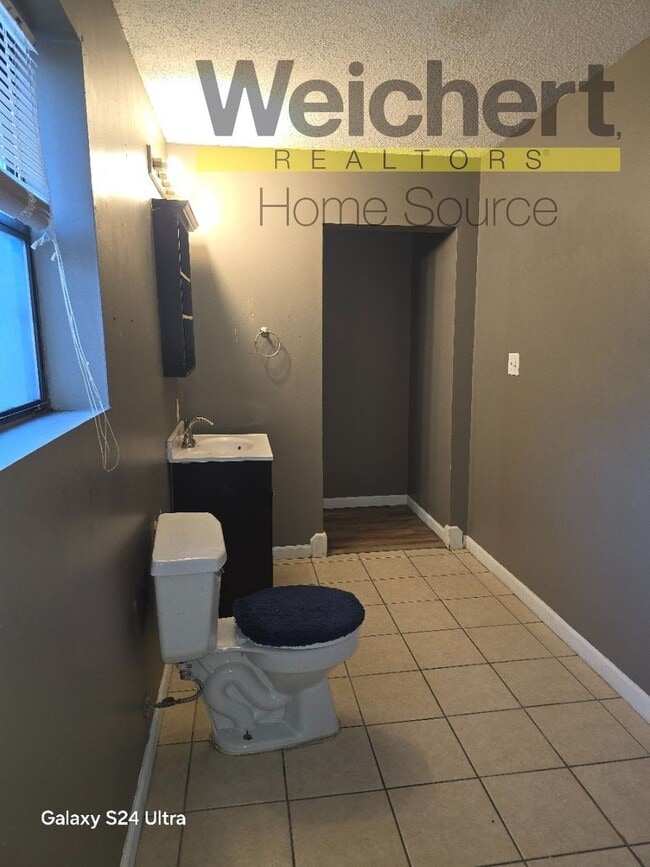 Building Photo - 606 Linda Ln