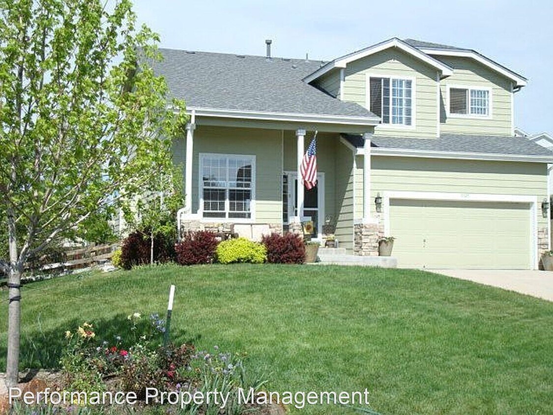 4 br, 3 bath House 10525 Humboldt Peak Way House Rental in Parker