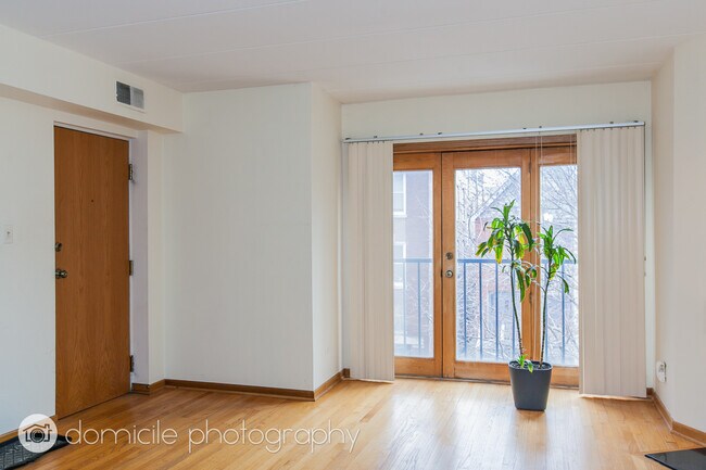 Foto del edificio - 812 S Miller St