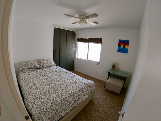 Building Photo - 929 Plantain Lily Ave