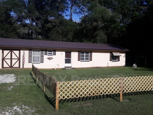 Building Photo - 9055 S Zanmar Dr