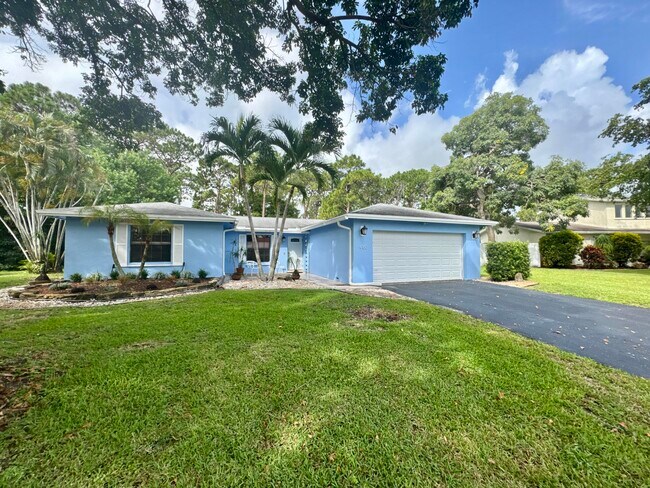 Foto del edificio - 4160 NW 7th Ct
