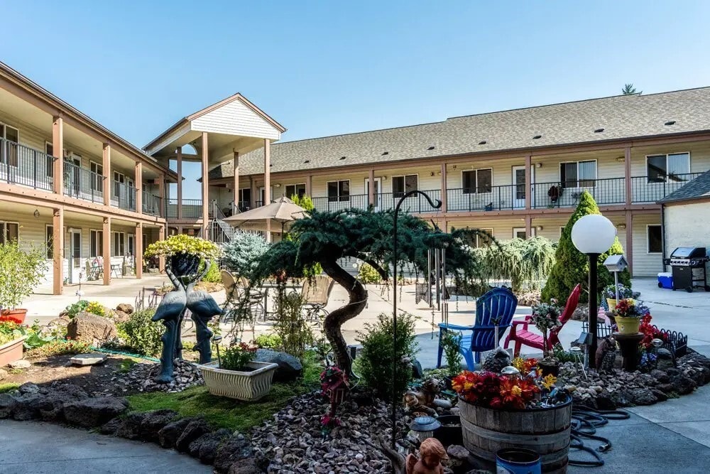 Foto principal - 787 NW Canal Blvd