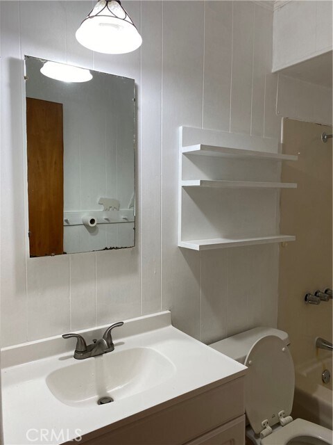 Foto del edificio - 23719 Bowl