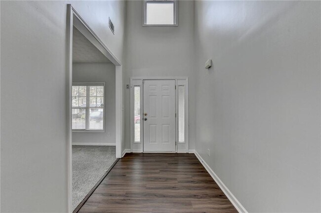 Foto del edificio - 6670 Island Pointe Dr