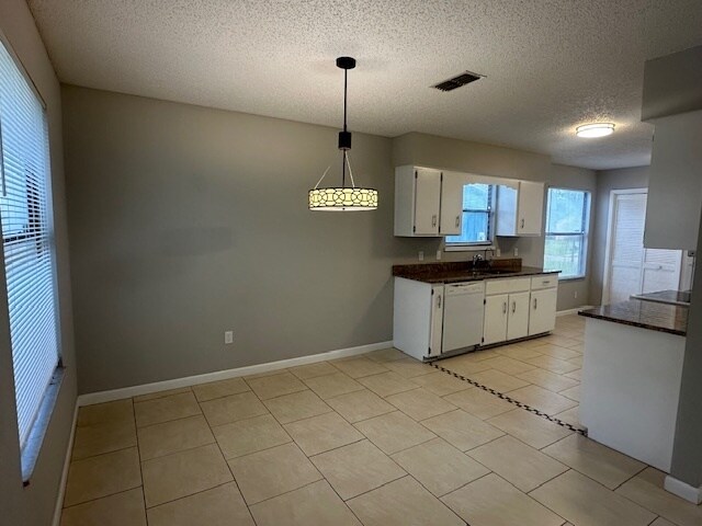Foto del edificio - Now Available - Spacious Mandarin Home for...