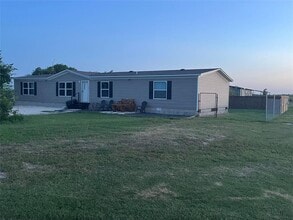 Building Photo - 104 Dockal Dr