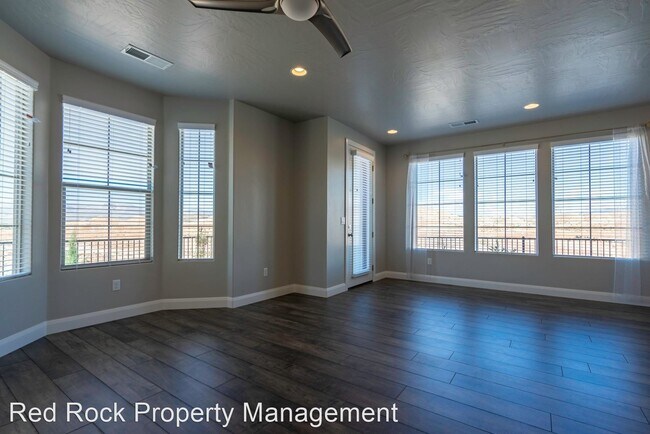 Foto del edificio - 3 br, 2.5 bath House - 3668 Montreal Lane