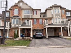 Building Photo - 246 Mortimer Cres