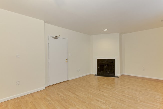 Foto del edificio - 2012 O St NW