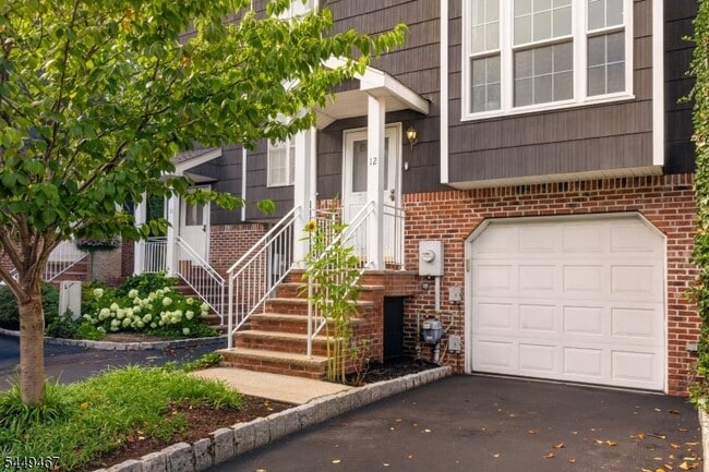 Photo - 100 Glen Ridge Avenue Unit 12 House
