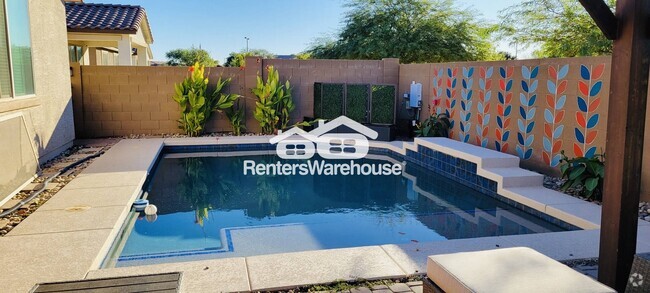 Building Photo - 16623 W Mescal St