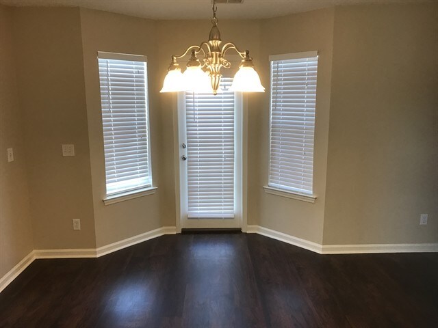 Foto del edificio - 168 Stoney Crossing