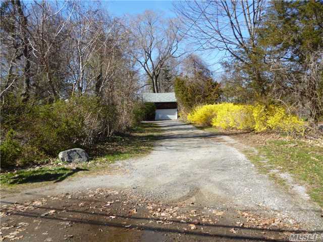 Building Photo - 3 Dune Ct