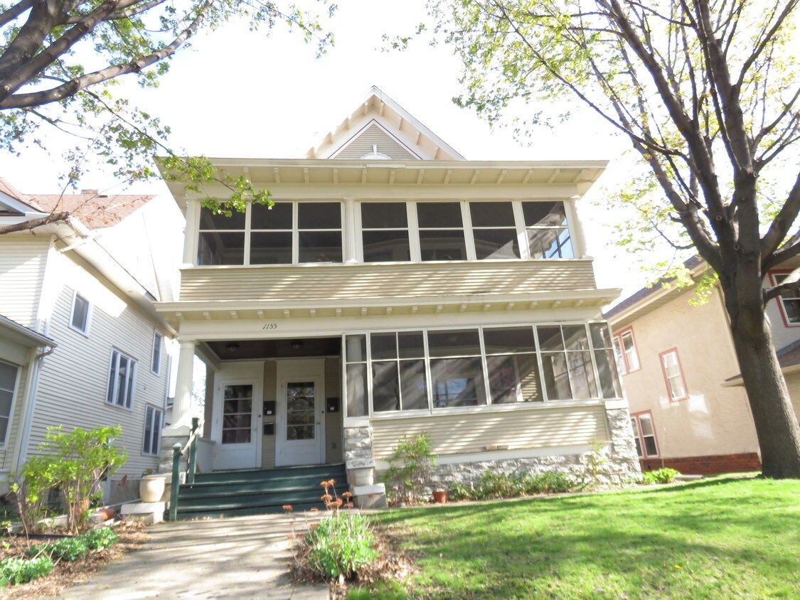 house front with screen porch - 1155 Lincoln Ave