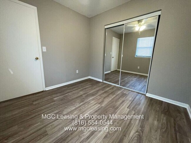 Foto del edificio - Le Grand Apartments - Ask about our June Move-In Specials!