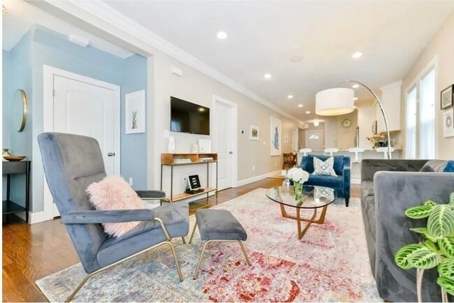 Foto del edificio - 210 Cedar St