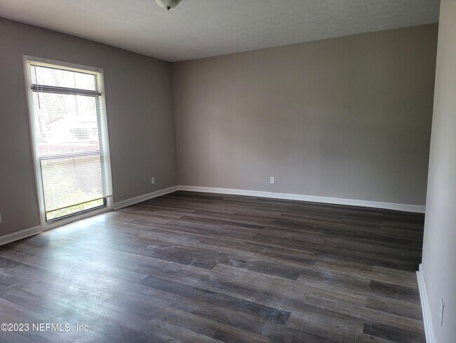 Building Photo - 7384 Irving Scott Dr