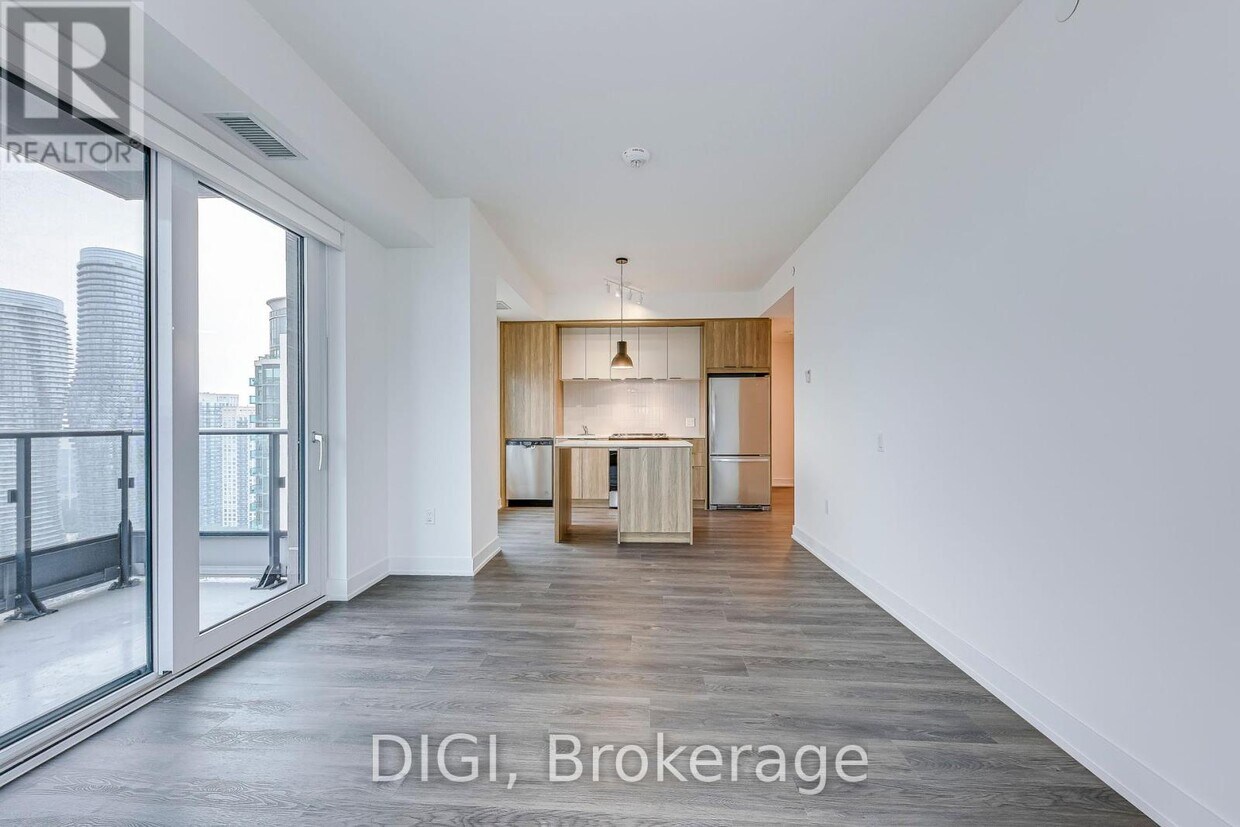 Photo principale - 185-3185 Enfield Pl