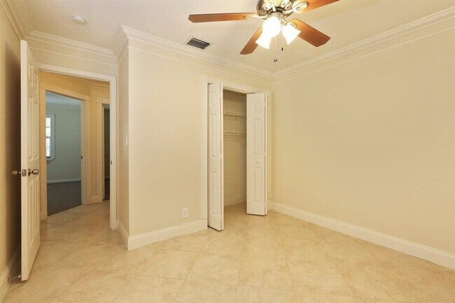 Building Photo - 8040 NW 72nd St