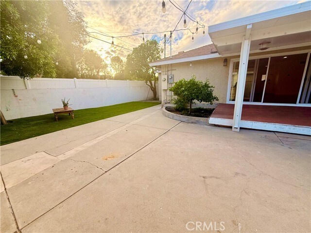 Foto del edificio - 6424 Penfield Ave