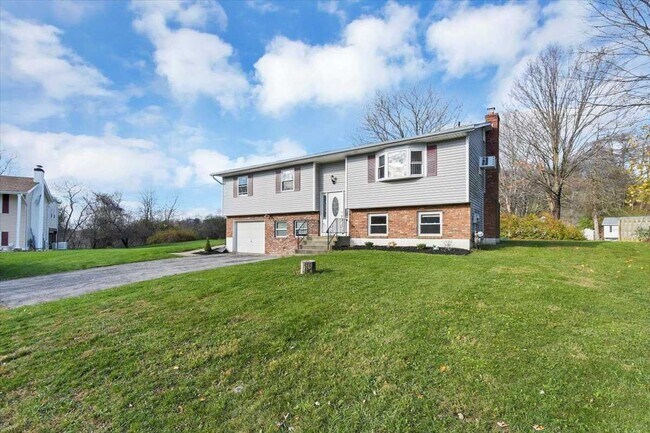Foto del edificio - 35 Crosby Ct