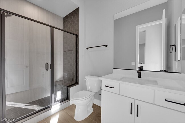 Foto del edificio - 10648 Stone Ledge Ave